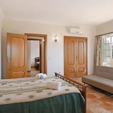 Willa Casa Dos Avos By Gabi Miguel Guia (Faro)